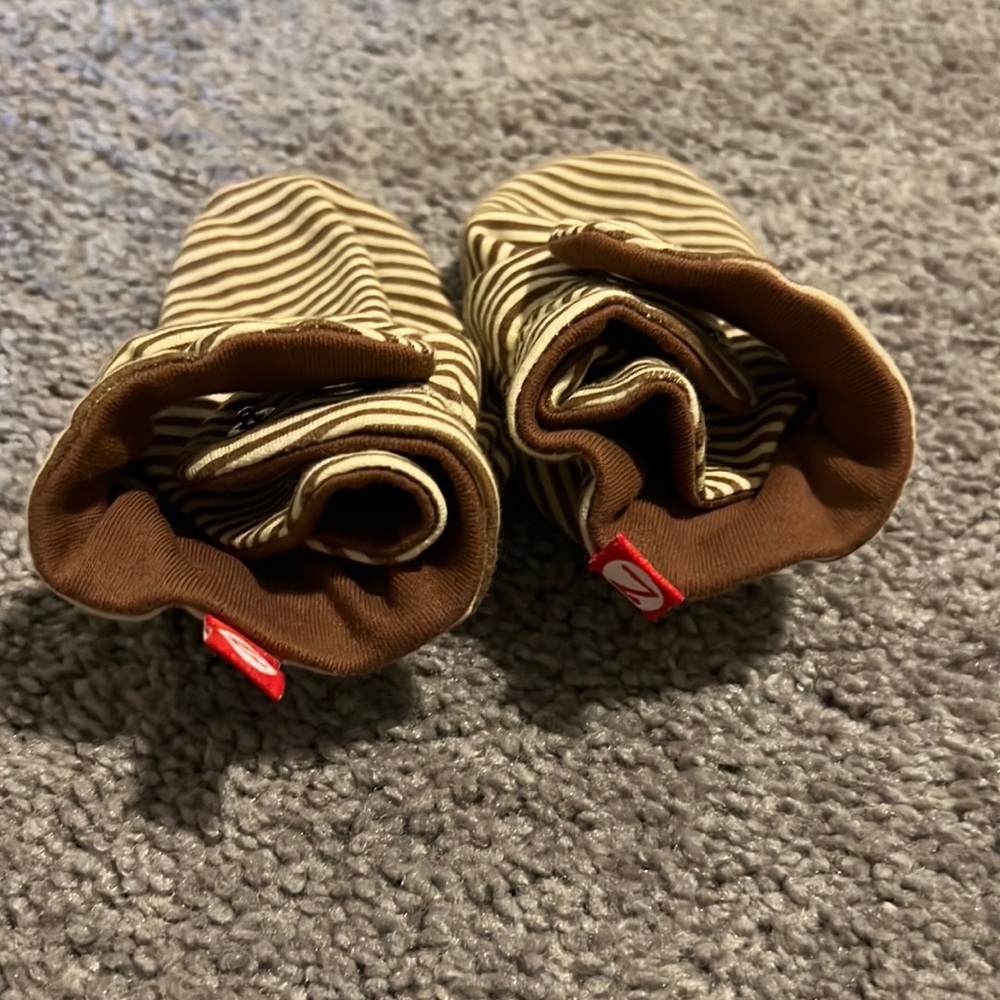 Zutano booties